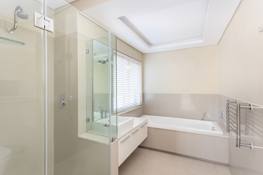 4 Bedroom Property for Sale in Pearl Valley at Val de Vie Western Cape